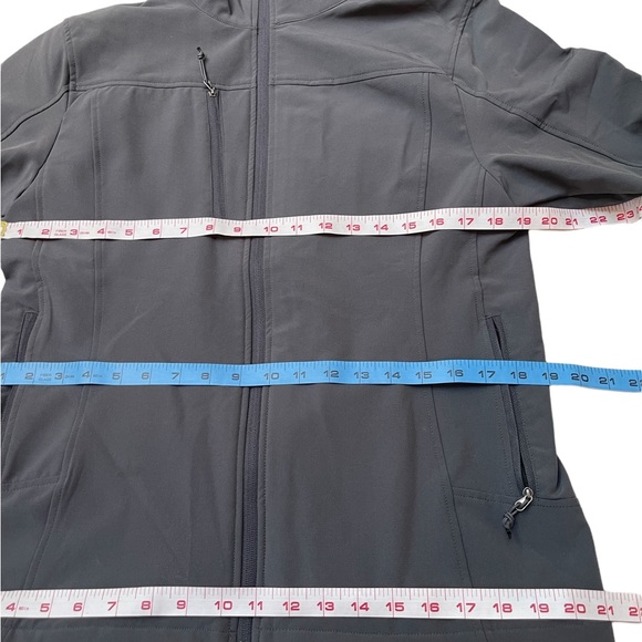 Fossa Gray athletic jacket size medium - Picture 3 of 6